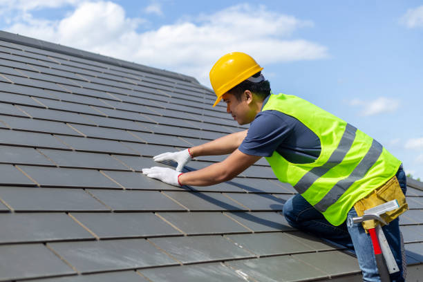 Best Flat Roof Repair Services  in Eagle, WI